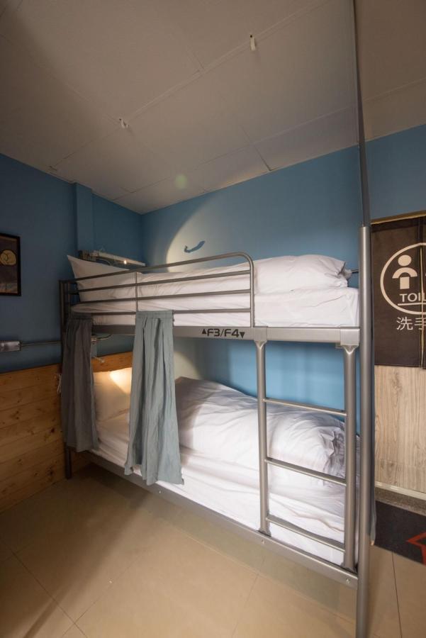 Deer Traveler Hostel Yuchi Bagian luar foto
