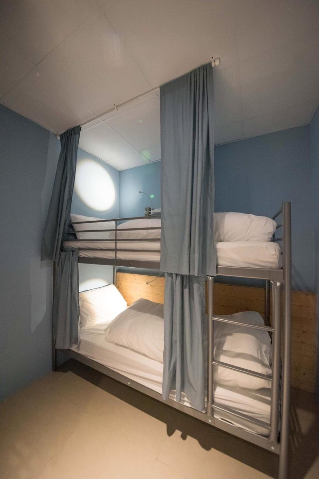 Deer Traveler Hostel Yuchi Bagian luar foto