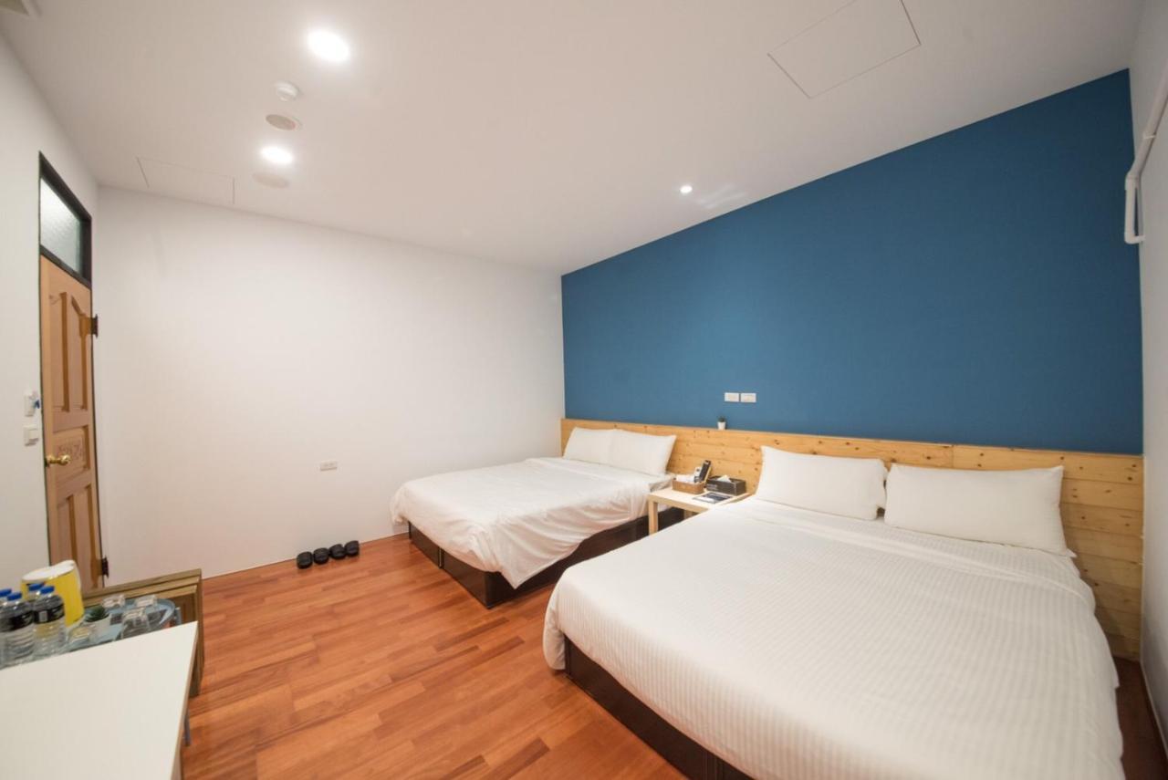 Deer Traveler Hostel Yuchi Bagian luar foto