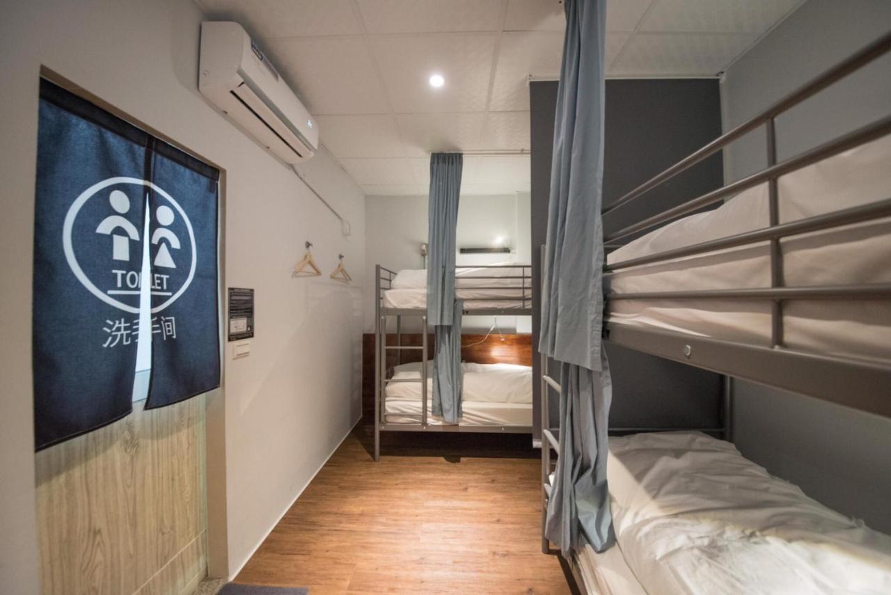 Deer Traveler Hostel Yuchi Bagian luar foto