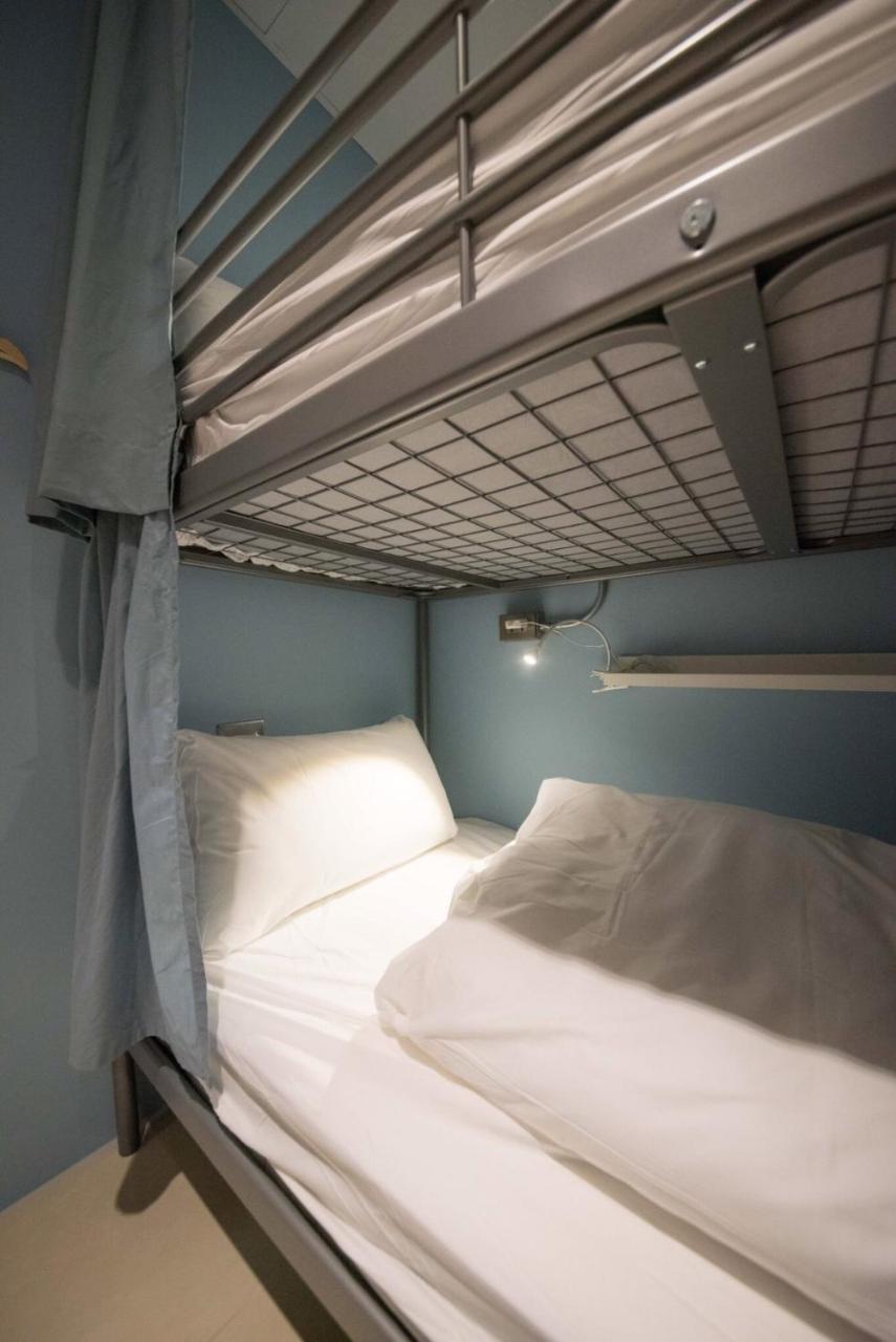 Deer Traveler Hostel Yuchi Bagian luar foto