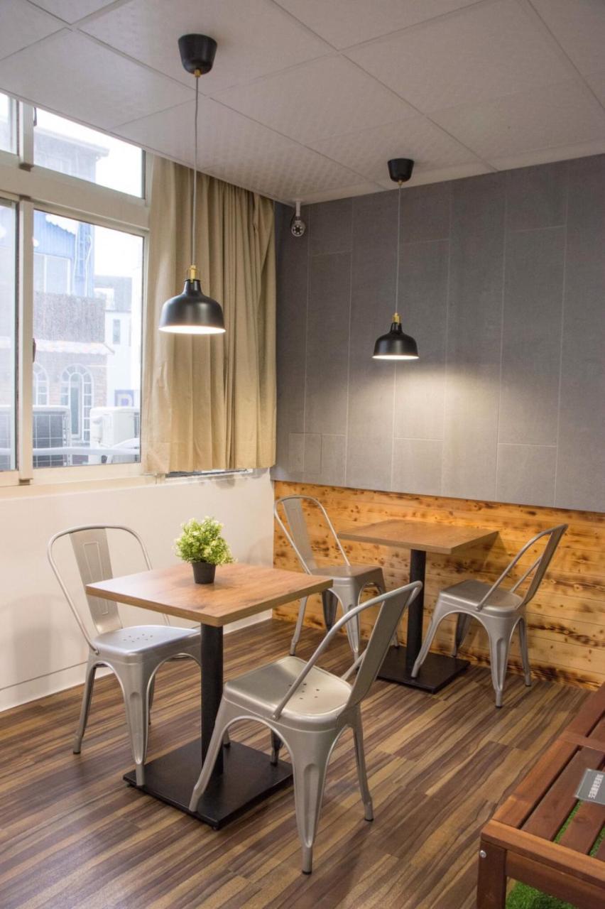 Deer Traveler Hostel Yuchi Bagian luar foto